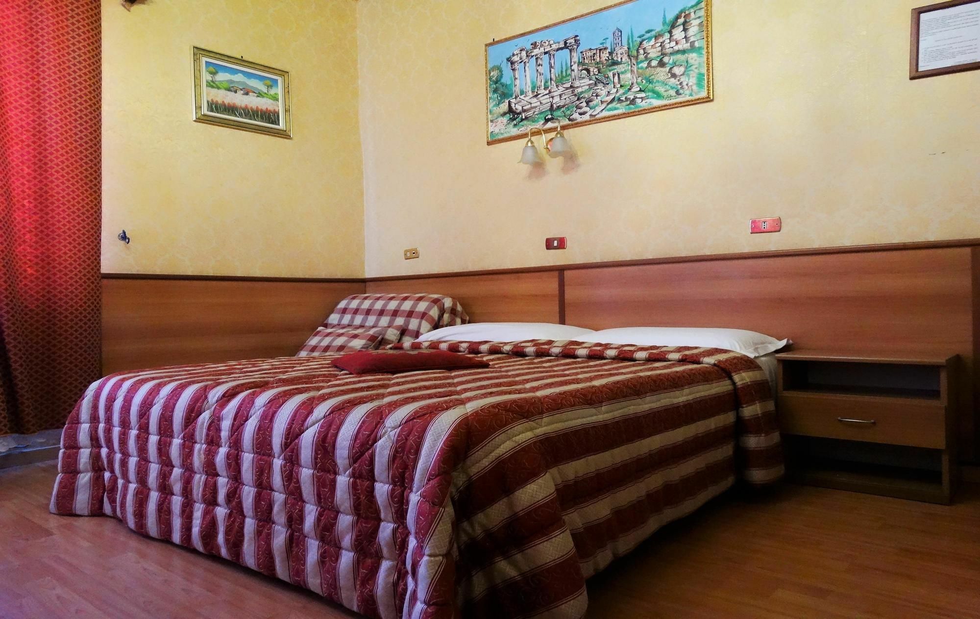 Hotel Cristina Róma Kültér fotó