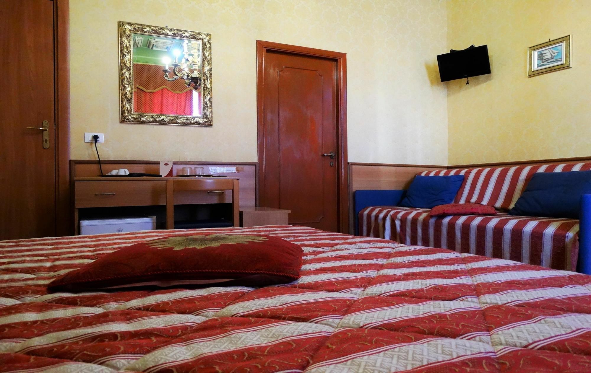 Hotel Cristina Róma Kültér fotó